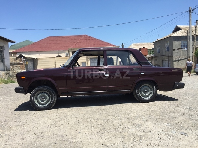 LADA (VAZ) 2107 2011, 22,000 km - 1.6 l - Gəncə