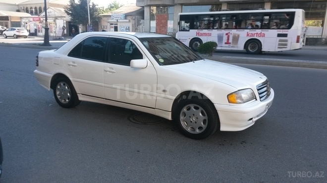 Mercedes C 180 1999, 280,000 km - 1.8 l - Bakı