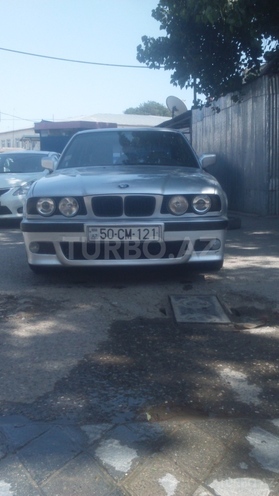 BMW 525 1993, 330,000 km - 0.3 л - Bakı