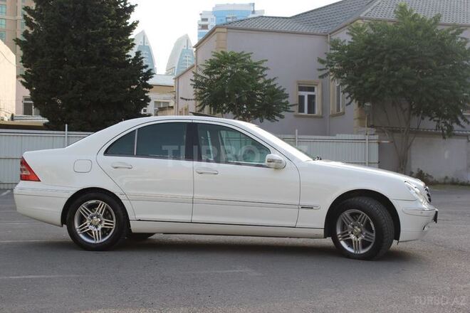 Mercedes C 240 2002, 195,300 km - 2.4 l - Bakı
