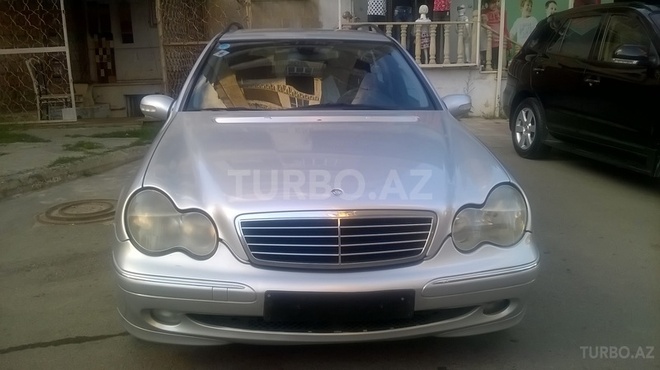 Mercedes C 200 2001, 244,000 km - 2.0 l - Bakı