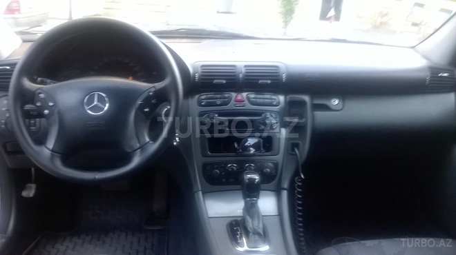 Mercedes C 200 2001, 244,000 km - 2.0 l - Bakı