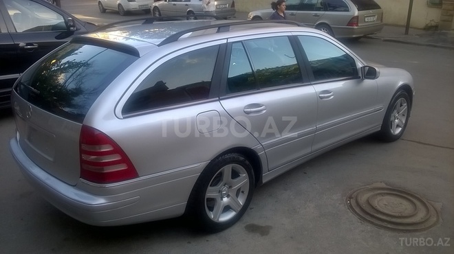 Mercedes C 200 2001, 244,000 km - 2.0 l - Bakı