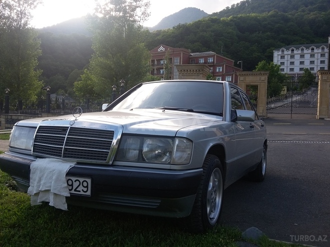 Mercedes 190 1991, 342,000 km - 2.0 l - Qəbələ