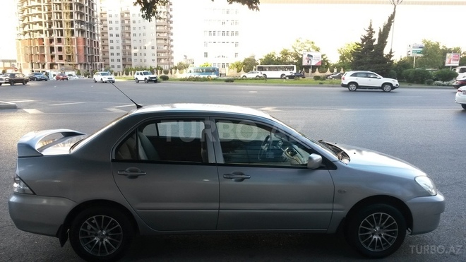 Mitsubishi Lancer 2007, 315,000 km - 1.3 l - Bakı