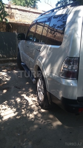 Mitsubishi Pajero 2008, 97,450 km - 3.0 l - Bakı