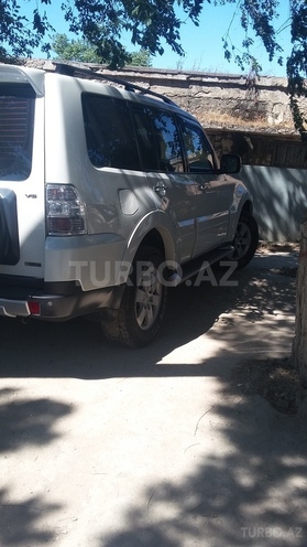 Mitsubishi Pajero 2008, 97,450 km - 3.0 l - Bakı