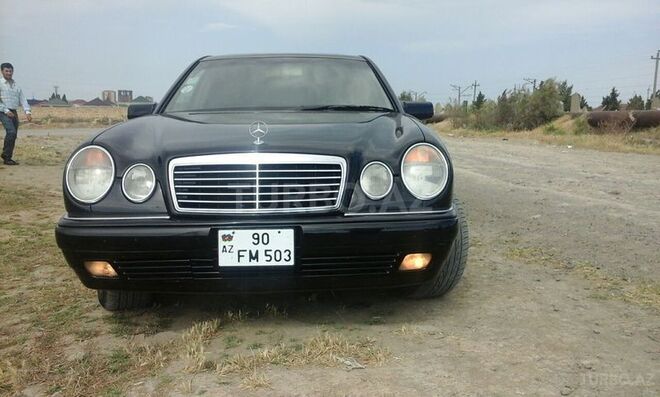 Mercedes E 320 1998, 22,500 km - 3.2 л - Sumqayıt