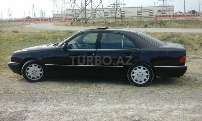 Mercedes E 320 1998, 22,500 km - 3.2 л - Sumqayıt