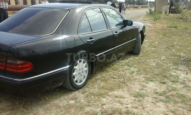 Mercedes E 320 1998, 22,500 km - 3.2 л - Sumqayıt