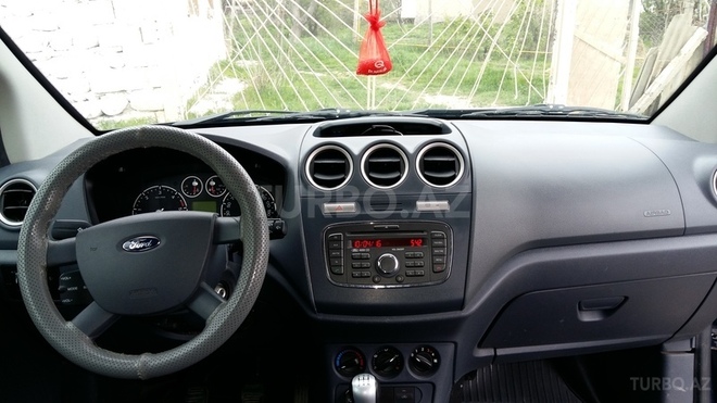 Ford Tourneo Connect 2010, 151,000 km - 1.8 l - Naxçıvan