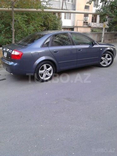 Audi A4 2004, 210,000 km - 1.8 l - Bakı