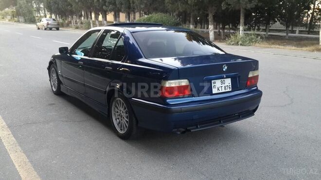 BMW 320 1997, 220,000 km - 2.0 l - Sumqayıt