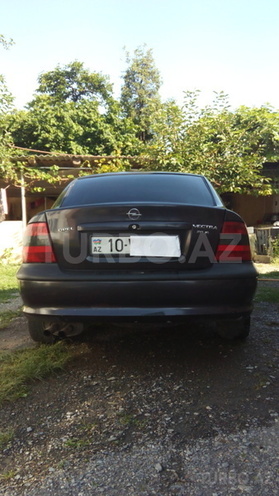 Opel Vectra 1996, 250,000 km - 2.0 л - Balakən