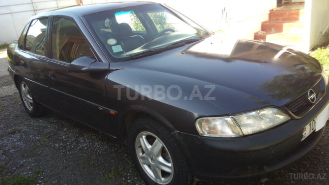 Opel Vectra 1996, 250,000 km - 2.0 л - Balakən