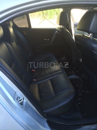 BMW 525 2004, 235,000 km - 2.5 l - Bakı