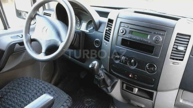 Mercedes  2007, 210,300 km - 2.2 l - Bakı