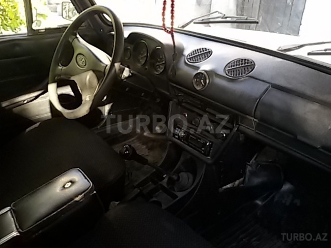 LADA (VAZ) 2106 1984, 499,000 km - 1.3 l - Quba