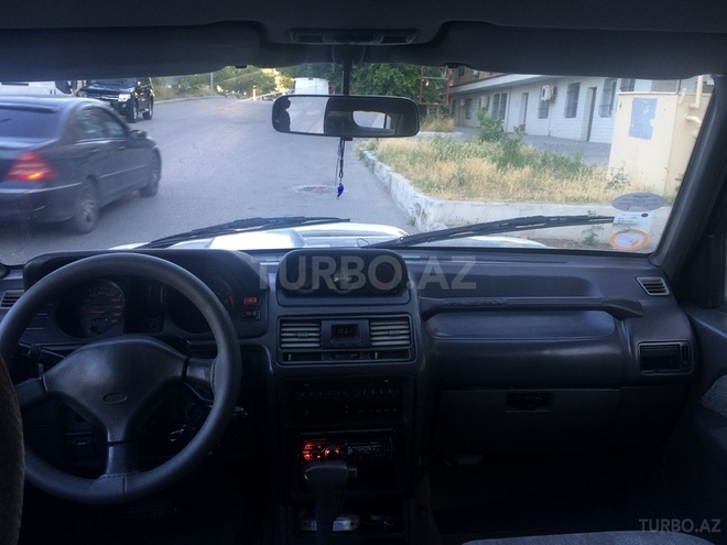Mitsubishi Pajero 1994, 380,000 km - 2.8 л - Bakı