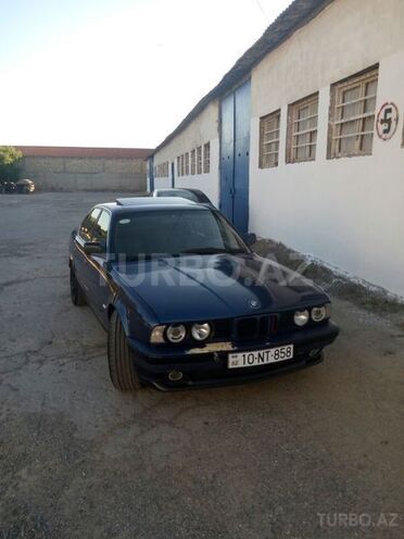 BMW 520 1991, 288,000 km - 2.0 l - Bakı