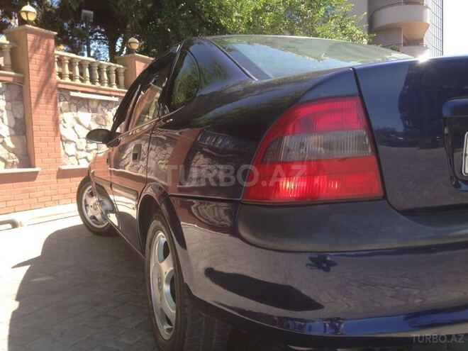 Opel Vectra 1998, 173,000 km - 1.8 l - Bakı