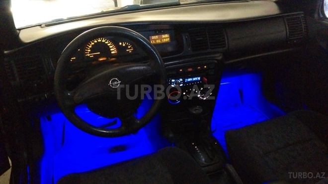 Opel Vectra 1998, 173,000 km - 1.8 l - Bakı
