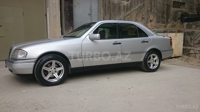Mercedes C 180 1995, 445,000 km - 1.8 l - Bakı