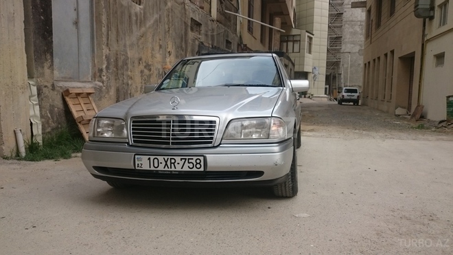 Mercedes C 180 1995, 445,000 km - 1.8 l - Bakı
