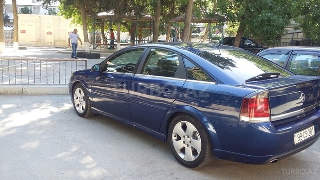 Opel Vectra 2003, 215,000 km - 2.2 л - Bakı
