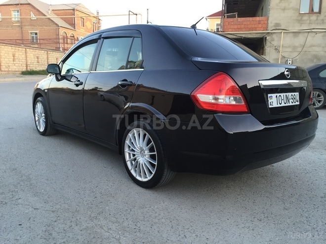 Nissan Tiida 2007, 170,000 km - 1.6 л - Sumqayıt
