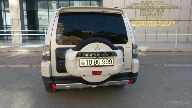 Mitsubishi Pajero 2007, 156,000 km - 3.0 l - Bakı