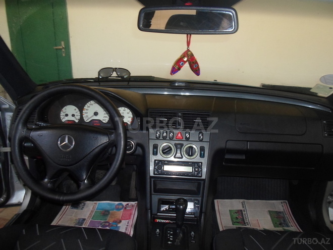 Mercedes C 200 2000, 187,600 km - 2.0 l - Bakı