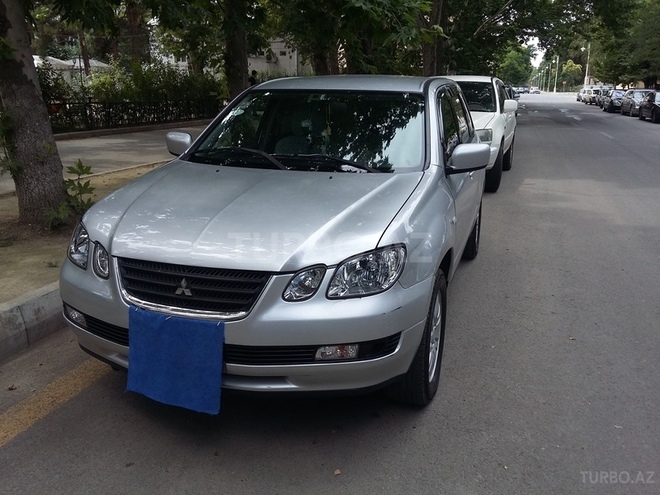 Mitsubishi Airtrek 2002, 172,540 km - 2.0 л - Mingəçevir
