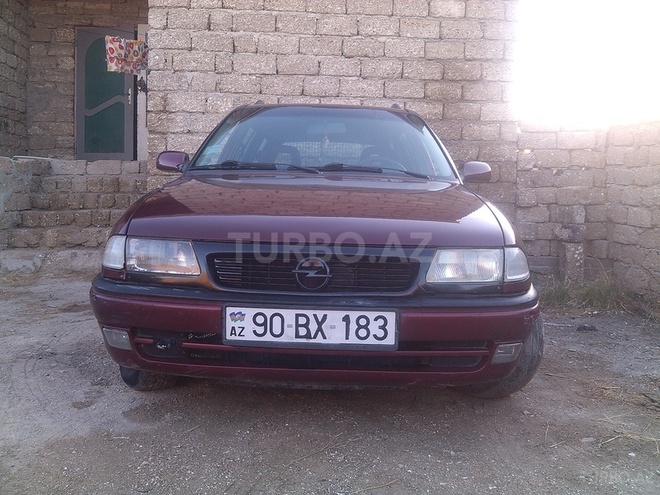 Opel Astra 1995, 280,000 km - 1.6 л - Bakı