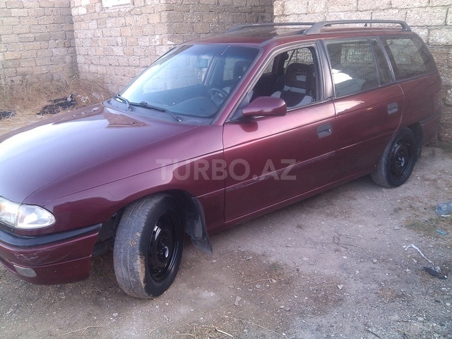 Opel Astra 1995, 280,000 km - 1.6 л - Bakı