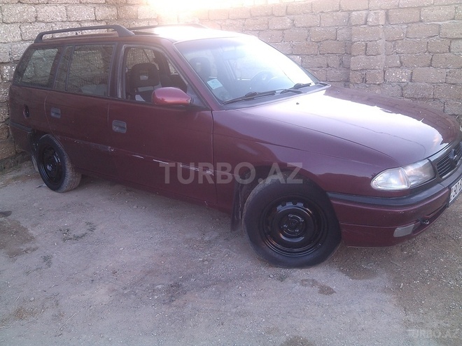 Opel Astra 1995, 280,000 km - 1.6 л - Bakı