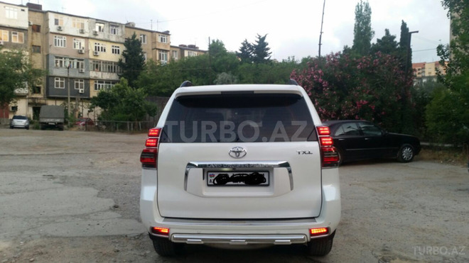 Toyota Prado 2011, 94,000 km - 2.7 l - Bakı