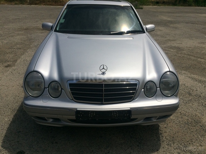 Mercedes E 280 2000, 152,000 km - 2.8 l - Bakı