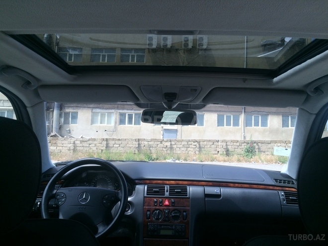 Mercedes E 280 2000, 152,000 km - 2.8 l - Bakı