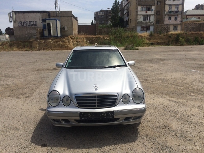 Mercedes E 280 2000, 152,000 km - 2.8 l - Bakı