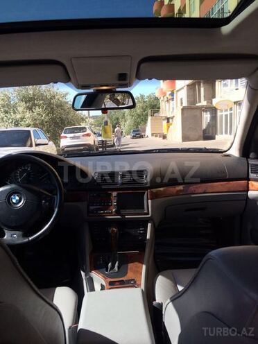 BMW 528 2000, 190,000 km - 2.8 l - Bakı