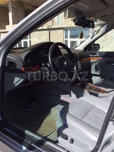 BMW 528 2000, 190,000 km - 2.8 l - Bakı