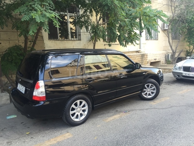 Subaru Forester 2006, 144,000 km - 2.0 l - Bakı