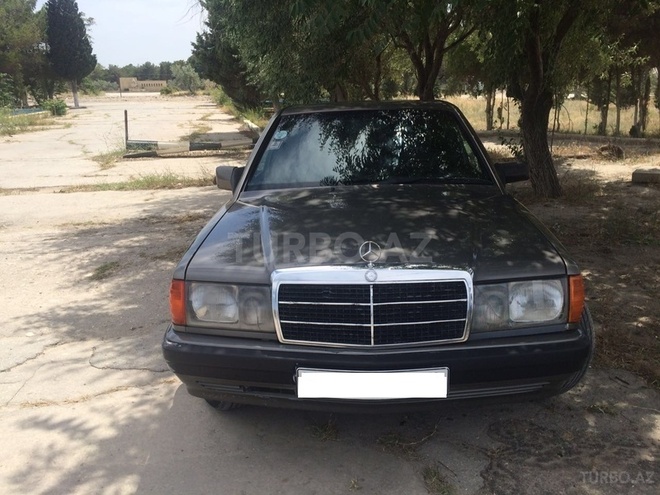 Mercedes 190 1992, 250,000 km - 2.0 l - Sumqayıt