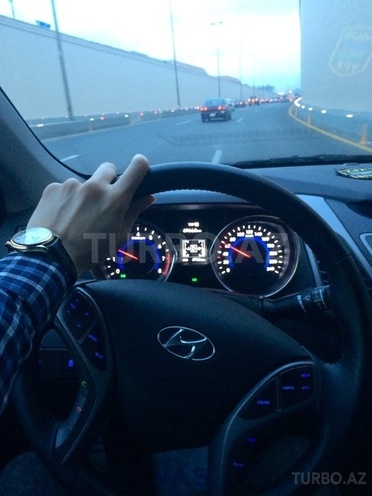Hyundai Elantra 2014, 24,000 km - 1.7 l - Bakı