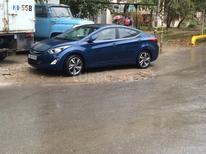 Hyundai Elantra 2014, 24,000 km - 1.7 l - Bakı