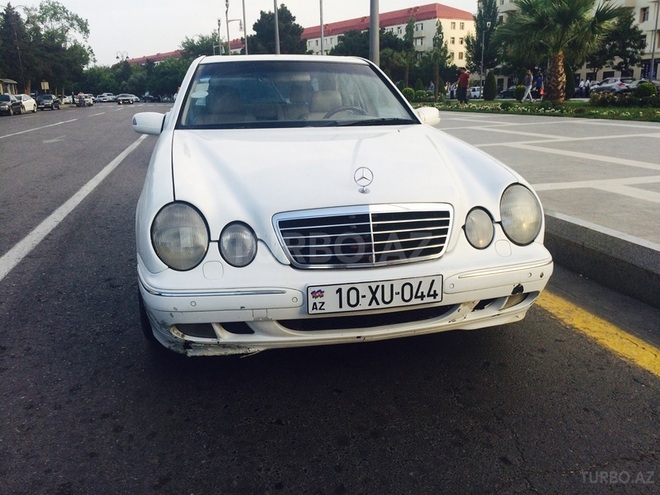 Mercedes E 240 2001, 271,041 km - 2.4 l - Sumqayıt