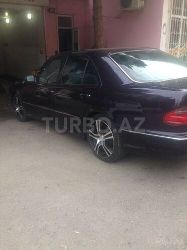 Mercedes E 240 2000, 197,000 km - 2.4 l - Bakı