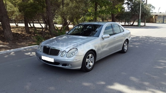 Mercedes E 320 2002, 245,000 km - 3.2 l - Bakı