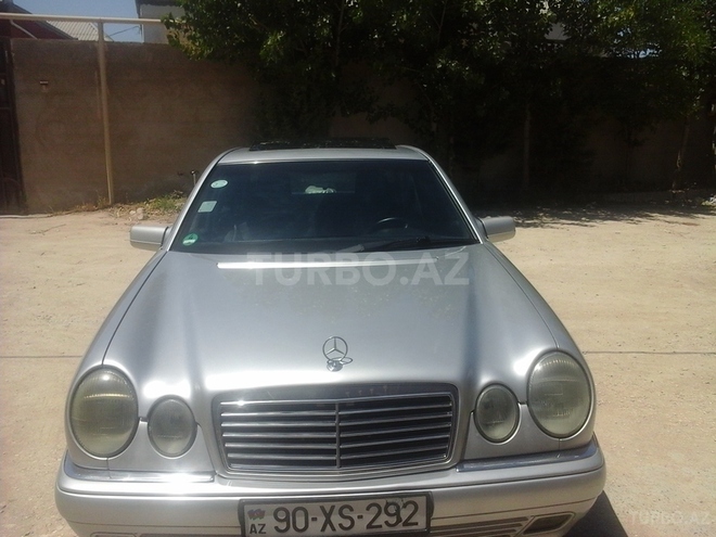 Mercedes E 230 1997, 266,320 km - 0.2 l - Bakı